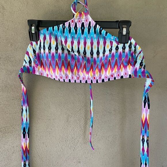 Athleta Swim Top Size Small - Picture 1 of 5